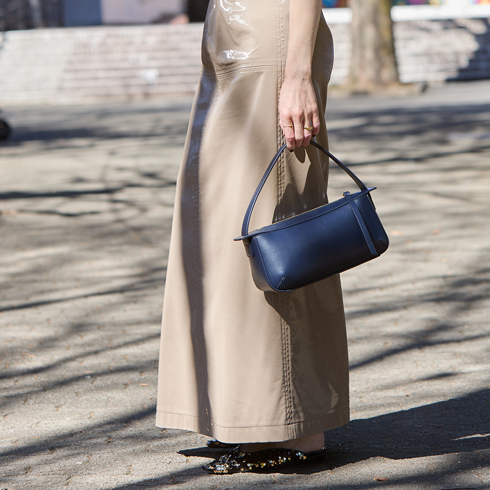 【Ha-2502-206 フェズ ワンハンドル ヨコナガ】ネイビー