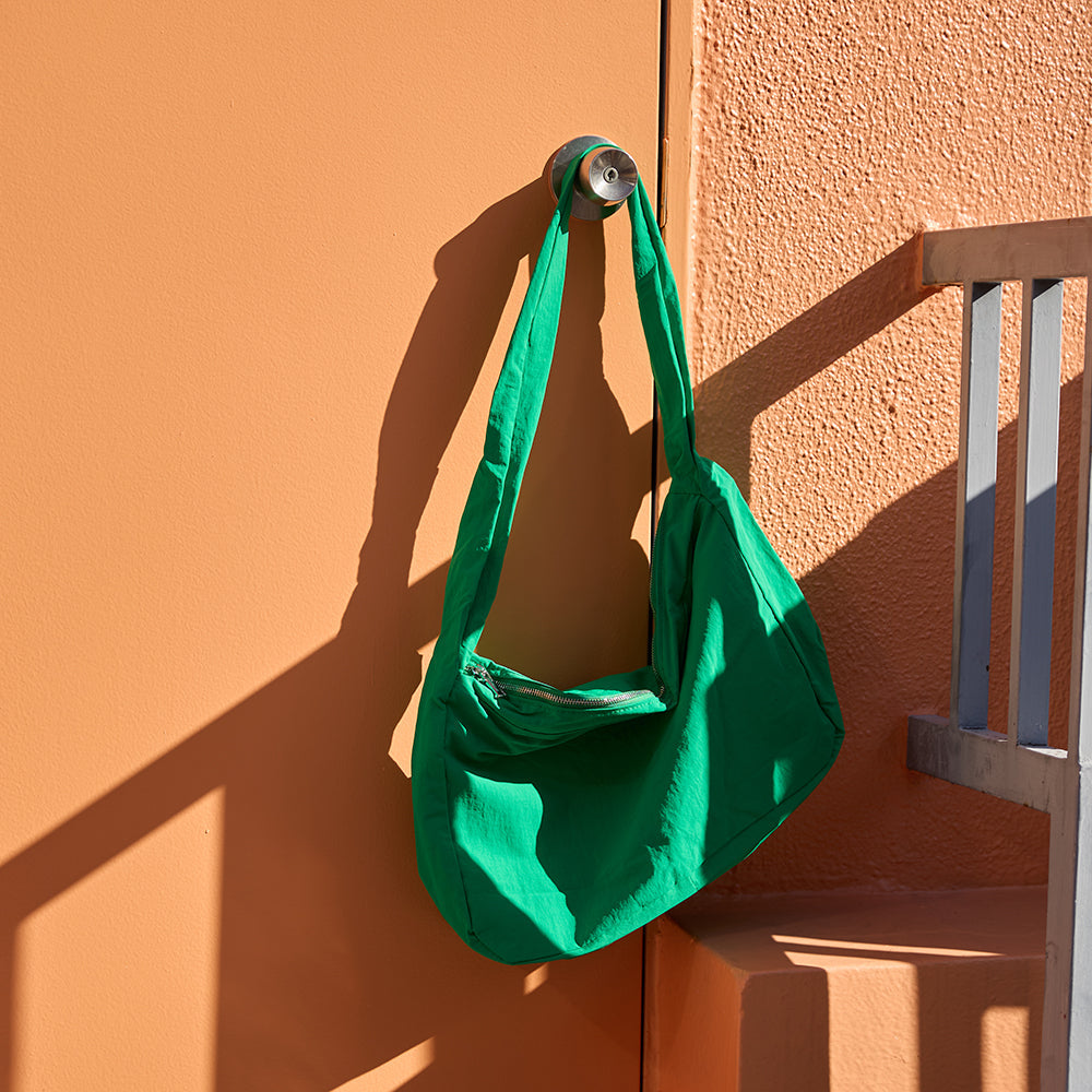 【MUR25004 ナイロンビッグショルダーバッグ】グリーン