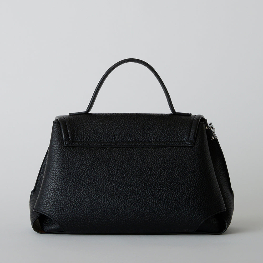 【MUR25006 フェミニンフラップ2WAYバッグ】ブラック